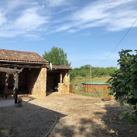 Gite De L Oustalneou Cuzorn Exterior foto
