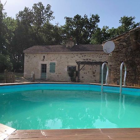 Gite De L Oustalneou Cuzorn Exterior foto